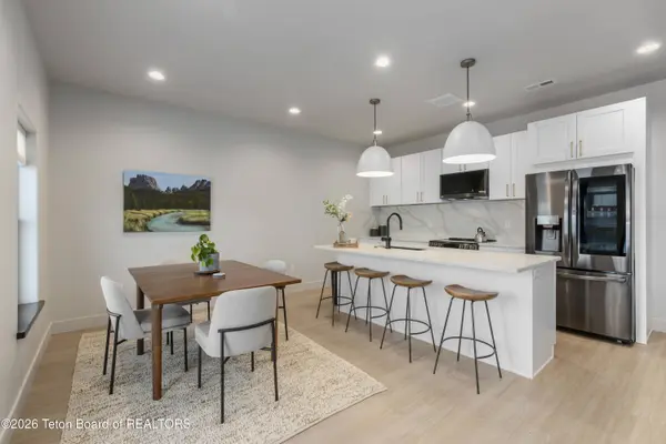643 STONE PEAK Loop, Driggs, ID 83422