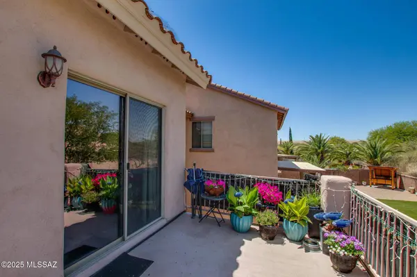 114 W Camino Rancho Quito, Sahuarita, AZ 85629