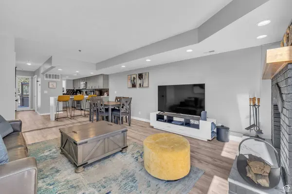 545 DEER VALLEY DR #4, Park City, UT 84060