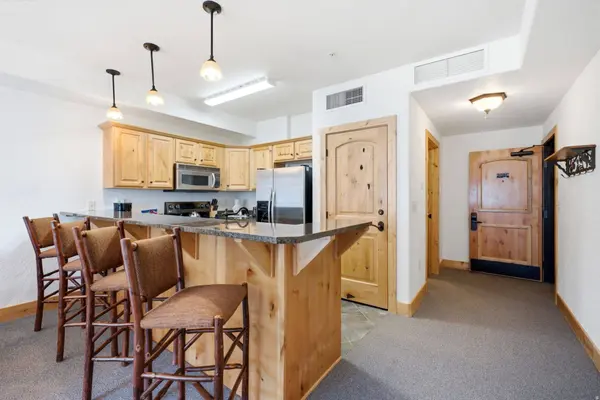 2669 CANYONS RESORT DR #208, Park City, UT 84098