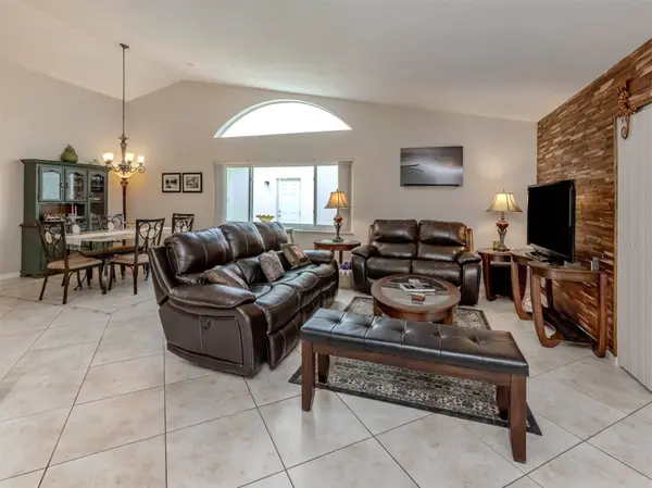 4176 SUMMERTREE RD, Venice, FL 34293