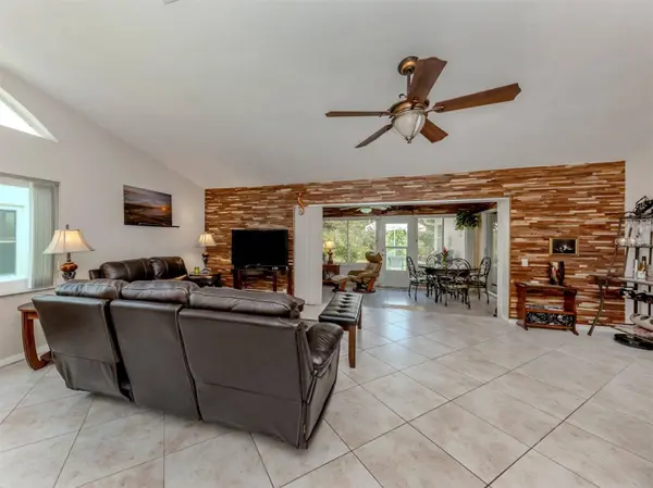 4176 SUMMERTREE RD, Venice, FL 34293