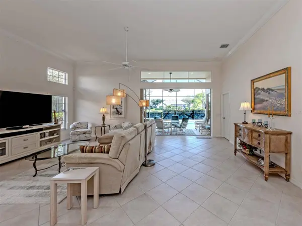 338 SAINT GEORGE CT #11, Venice, FL 34293