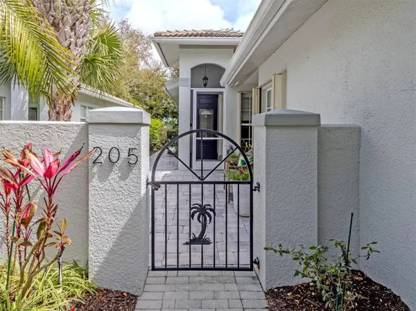 205 RECLINATA CIR, Venice, FL 34292