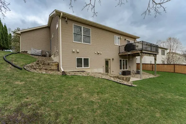 586 23rd AVE SW, Rochester, MN 55902