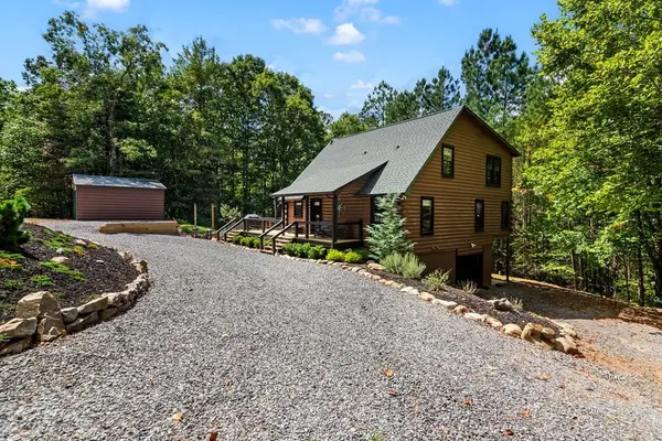 16 Toccoa Ridge Road, Mineral Bluff, GA 30559