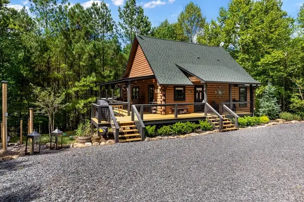 16 Toccoa Ridge Road, Mineral Bluff, GA 30559