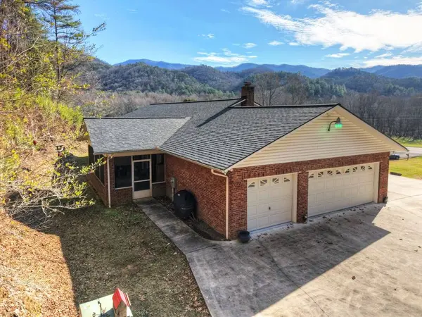 45 Sulpher Ln, Andrews, NC 28906