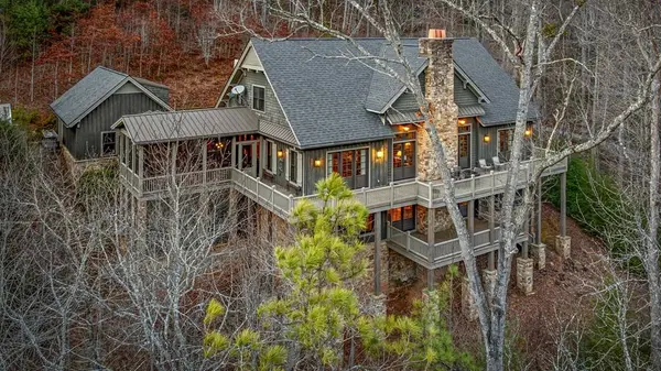 490 Red Wolf Run, Franklin, NC 28734