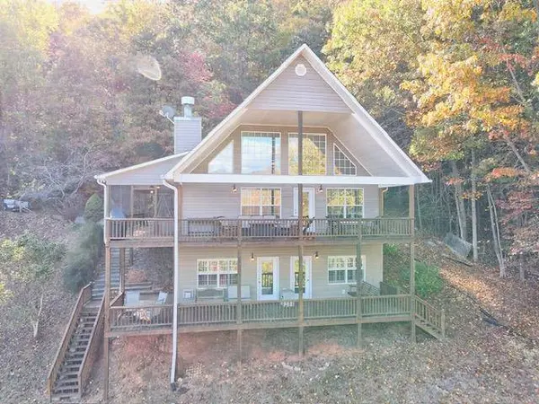 156 Brer Fox Ridge Road, Hiawassee, GA 30546