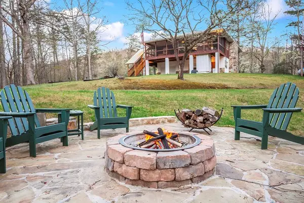2669 Weaver Creek Road, Blue Ridge, GA 30513