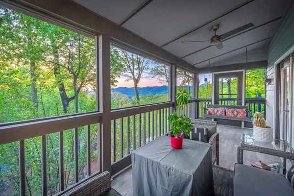 288 Sunny View Drive, Blairsville, GA 30512