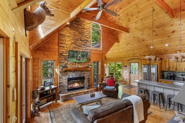 98 Toccoa Overlook Drive, Blue Ridge, GA 30513