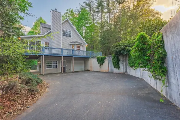 34 Lake Nottely Drive, Blairsville, GA 30512