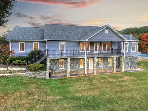334 Belaire DR, Copperhill, TN 37317