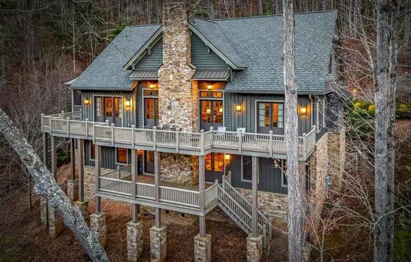 490 Red Wolf Run, Franklin, NC 28734