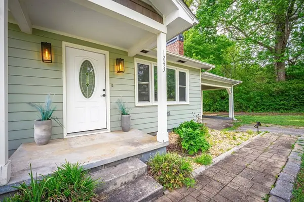 1243 Sycamore Street, Young Harris, GA 30582