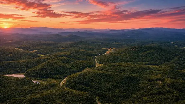 01 Sunny Point Road