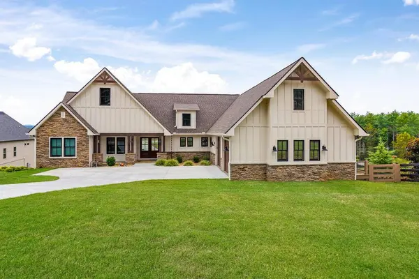 138 Clearview Lane, Blairsville, GA 30512
