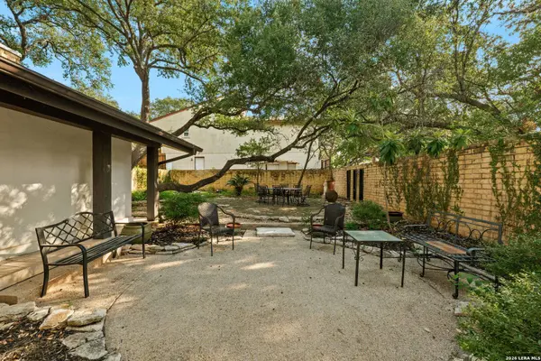 4227 Laurel Trl, San Antonio, TX 78240