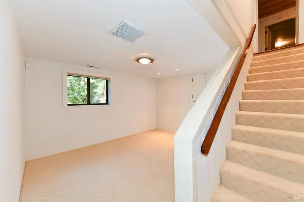 105 knoll PL, St. Helena, CA 94574