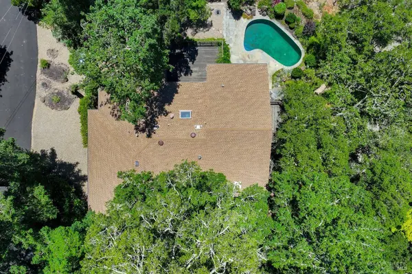 105 knoll PL, St. Helena, CA 94574