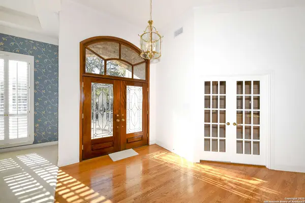 13 Westelm Cir, San Antonio, TX 78230