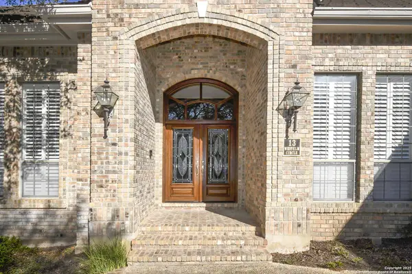 13 Westelm Cir, San Antonio, TX 78230