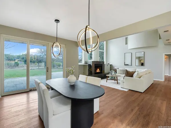 8012 Rocking Horse Ln, Boerne, TX 78015