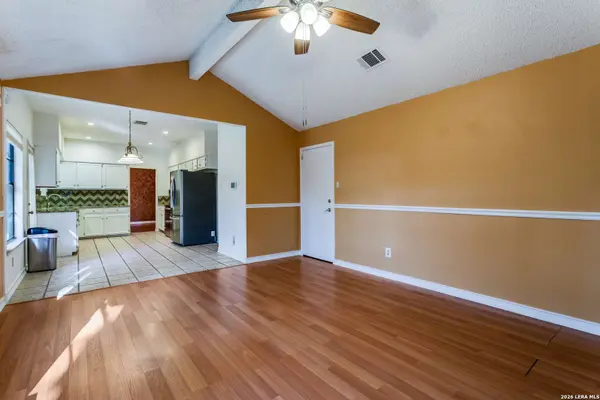 9394 Lamerton St, San Antonio, TX 78250