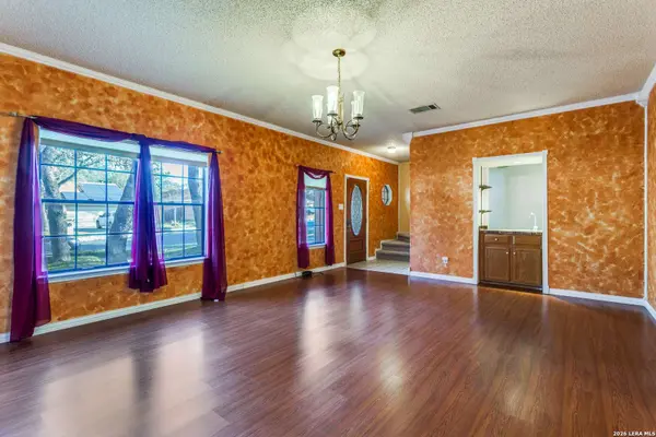 9394 Lamerton St, San Antonio, TX 78250