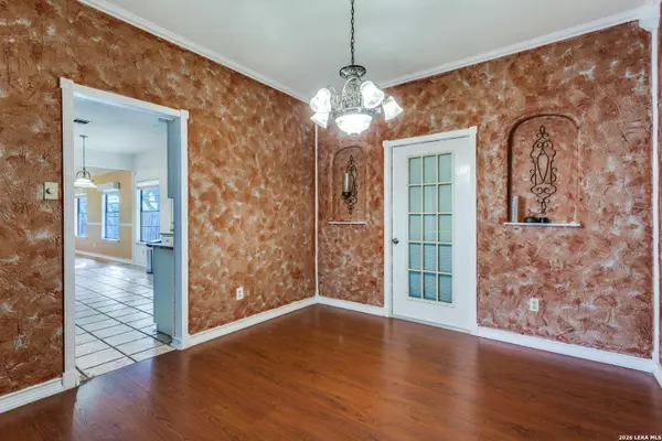 9394 Lamerton St, San Antonio, TX 78250