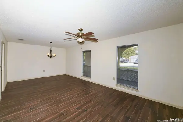 12418 Bret Springs St, San Antonio, TX 78233