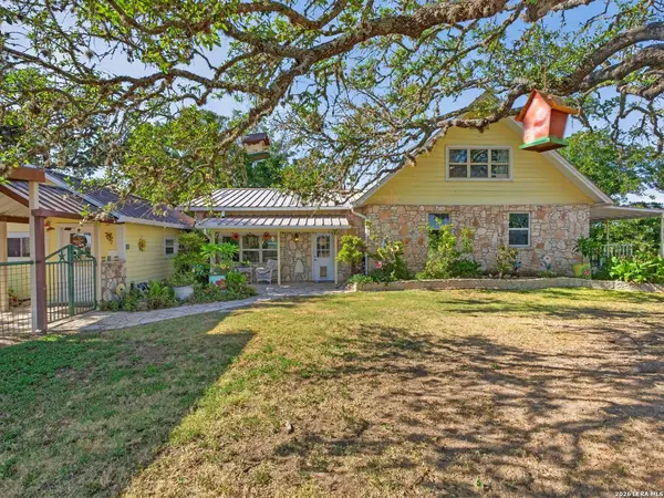 3320 Privilege Creek Rd, Pipe Creek, TX 78063