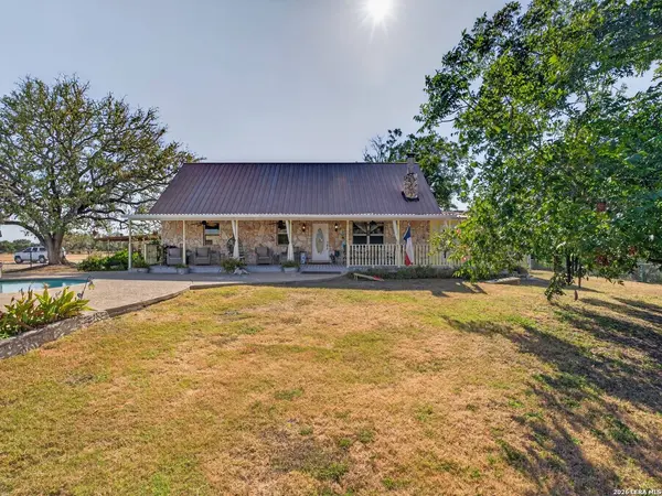 3320 Privilege Creek Rd, Pipe Creek, TX 78063