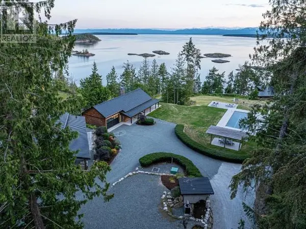 SHARPES BAY ROAD Powell River #Lot 3 & 4, British Columbia V0n2g0,