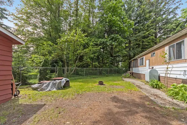 25 Bracken Pkwy, Squamish, BC V0N 1H0