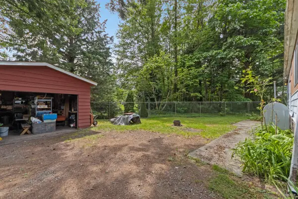 25 Bracken Pkwy, Squamish, BC V0N 1H0