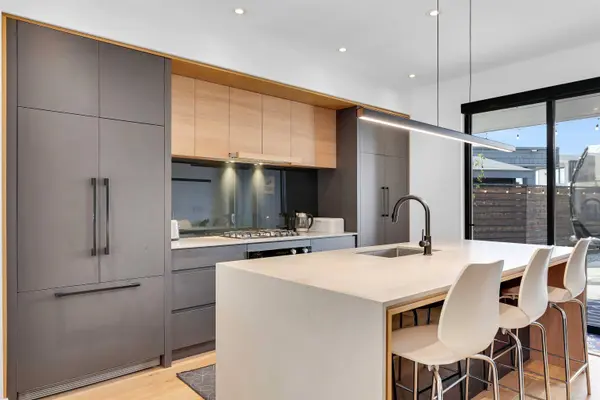 2979 Huckleberry DR, Squamish, BC V8B 1B2