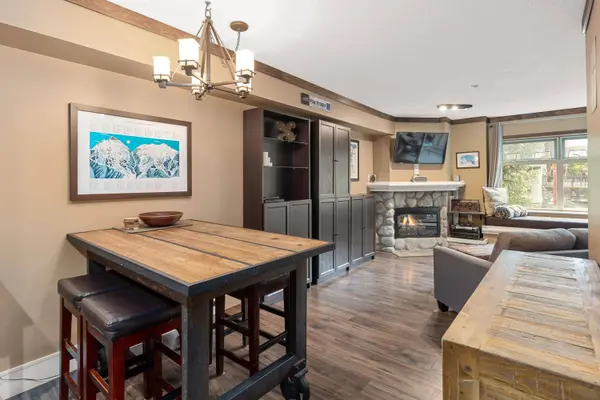 2050 Lake Placid RD #207, Whistler, BC V8E 0A8