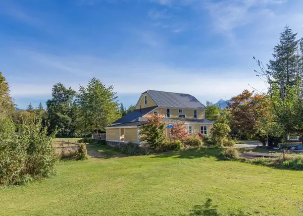 1189 Judd RD, Squamish, BC V0N 1H0