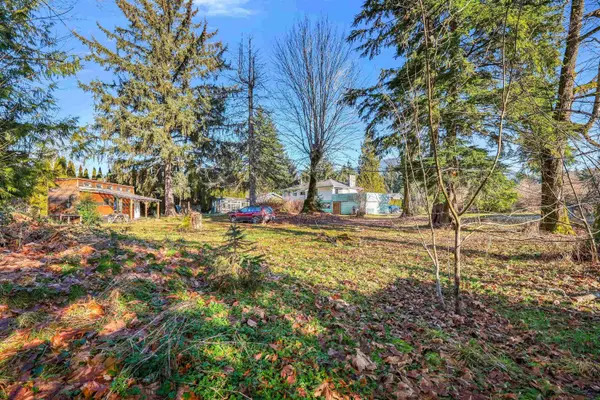 40127 Kalodon RD, Squamish, BC V0N 1T0