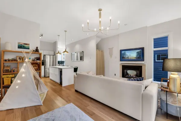 40137 Government RD #21, Squamish, BC V8B 0N7