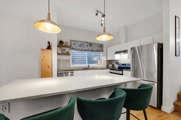 40137 Government RD #21, Squamish, BC V8B 0N7