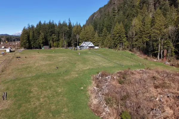 4000 Highway 99, Squamish, BC V0N 1H0