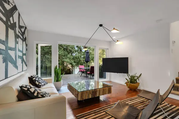 2568 The Boulevard, Squamish, BC V8B 0P1