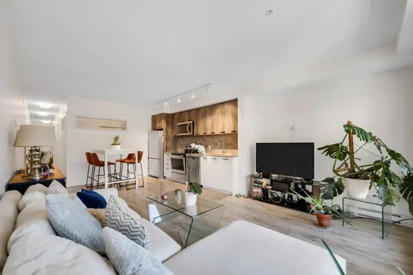 38013 Third AVE #305, Squamish, BC V8B 0Z8