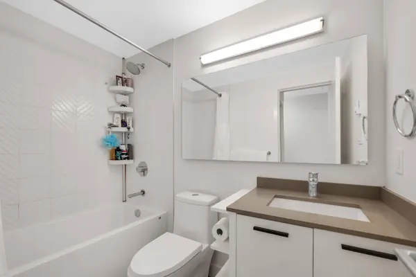 38013 Third AVE #305, Squamish, BC V8B 0Z8