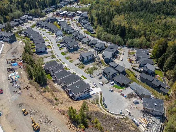 3385 Mamquam RD #34, Squamish, BC V8B 0E3