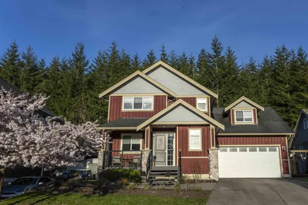 38616 Cherry DR, Squamish, BC V8B 0C2